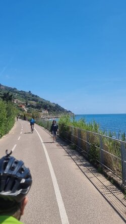 0505 Rive Liguria-1.jpg