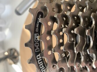 SHIMANO 8spd CS-HG41-8aw  11-32  Cassette (1).JPG
