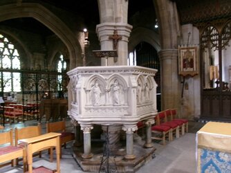 260828-5911  Frome   St John the Baptist carved stone pulpit HE1345441.JPG