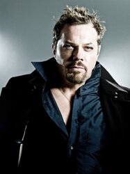 Eddie Izzard.jpg