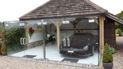 Ferrari Garage.jpg