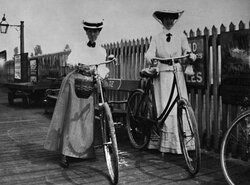 Edwardian-Cyclists-001.jpg