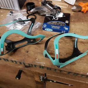 Bianchi bottle cages