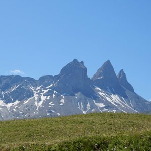 View south to the Aiguilles d'Arves from the road above and south of Chalmieu