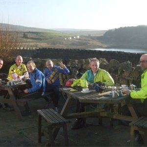 cyclechatters-autumn-sunshine-coldwell-activity-centre-cafe.jpg
