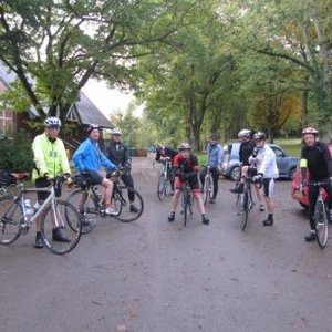 20121020 (1)Wales bike ride - the start, Llandrindod Wells.JPG