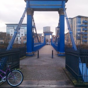 blue bridge2 (640x436).jpg