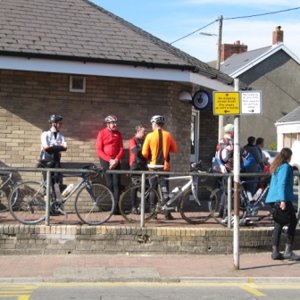 20130406 Dragon ride (55) Glynneath lunch stop.JPG