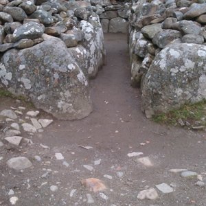 Entrance to the grave