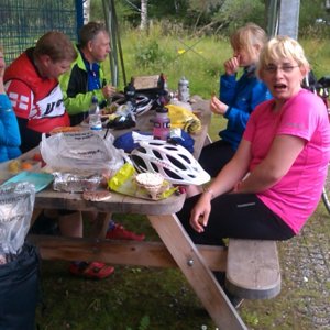 Lunch al fresco in Tomatin.jpg