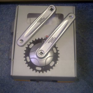 Supplied crankset