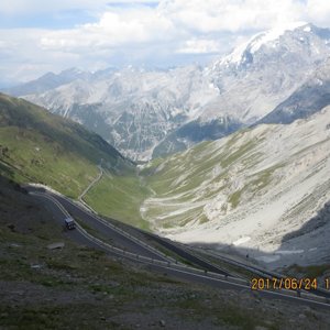 Looking east from Passo dello Stelvio