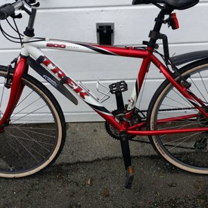 Trek 800 Sport 1