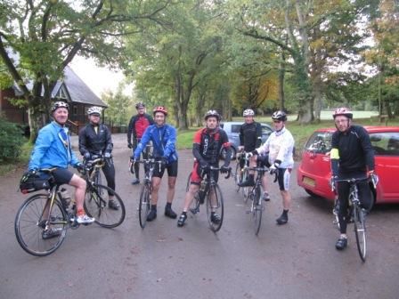 20121020 (2)Wales bike ride - the start, Llandrindod Wells.JPG