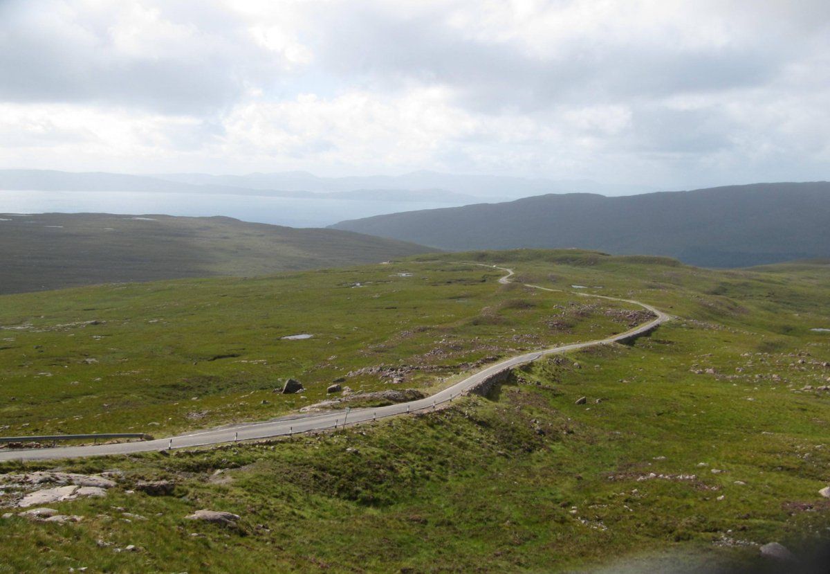 Bealach na Ba - the way down to Applecross