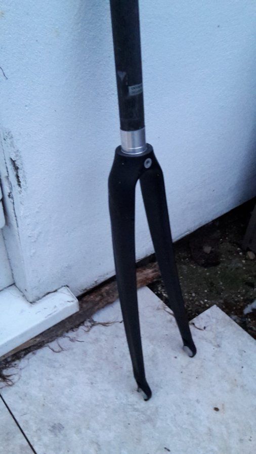 Carbon fibre front forks