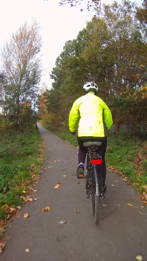 Cycle track to Fellgate Metro