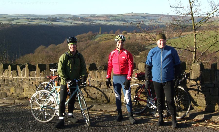 cyclists at pecket well.jpg