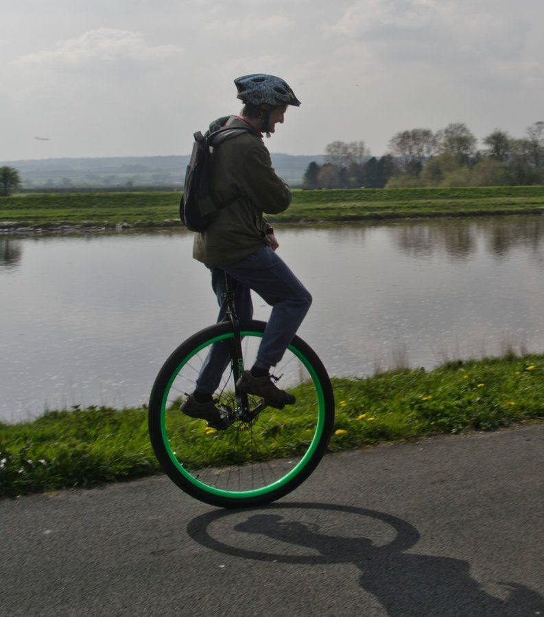 Monocycle Overtaking 1