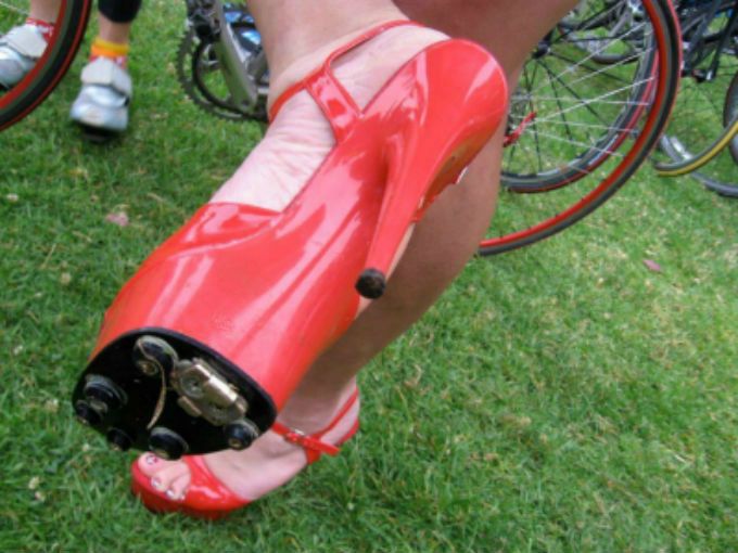 Red Cleats04.jpg