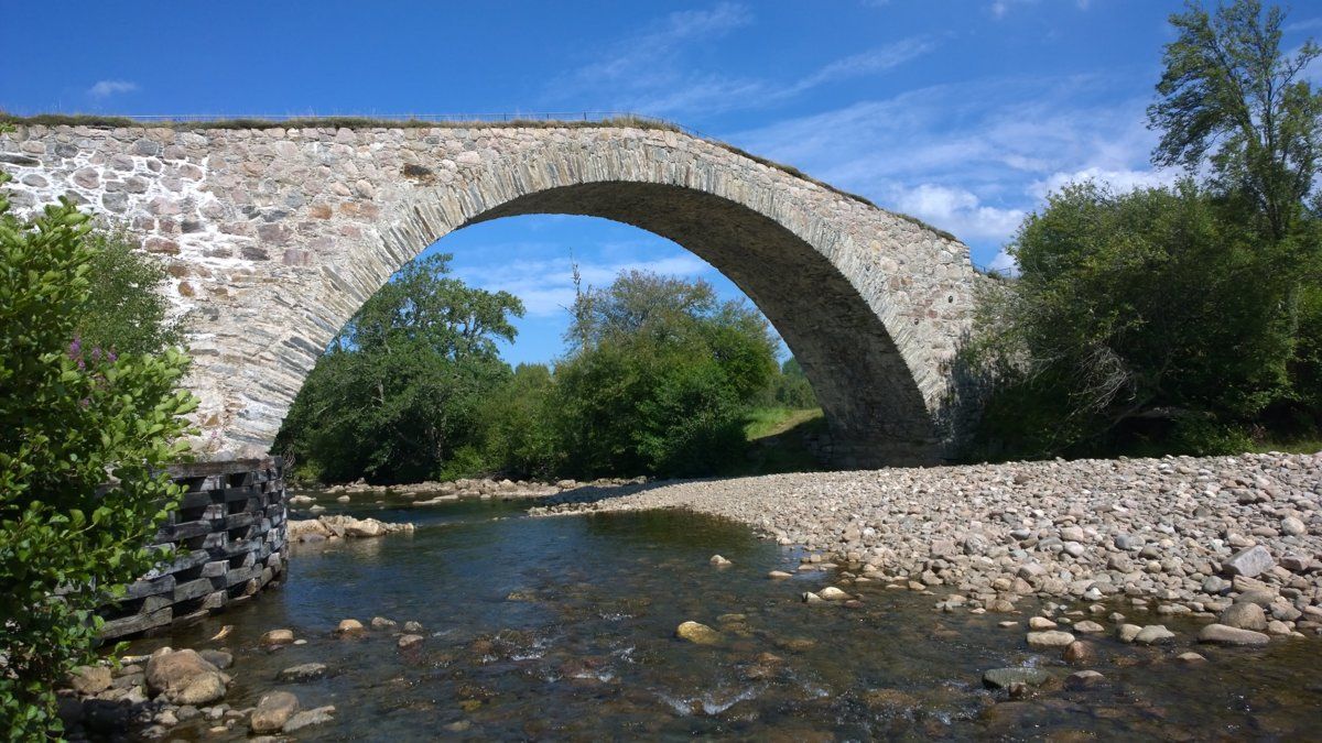 Sluggan bridge