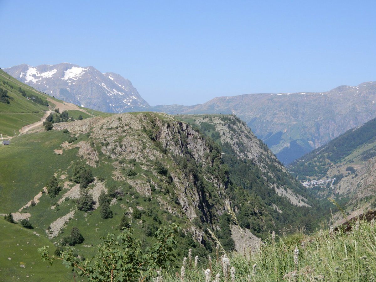 Valley between Alpe d'Huez and Col de Sarenne